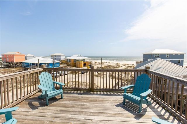 105 Quebec Court, Dauphin Island, AL 36528