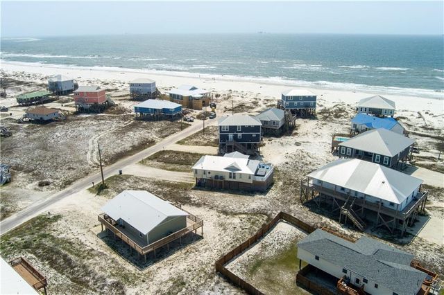 105 Quebec Court, Dauphin Island, AL 36528