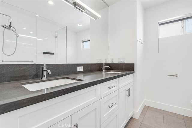 222 Old Newport Boulevard, Newport Beach, CA 92663