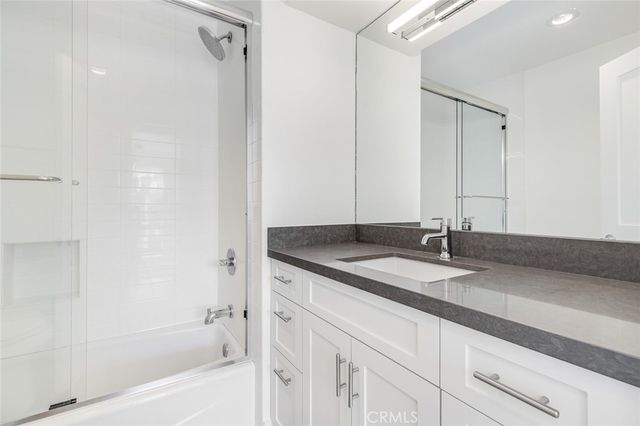 222 Old Newport Boulevard, Newport Beach, CA 92663