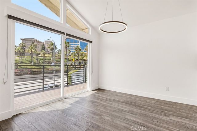 222 Old Newport Boulevard, Newport Beach, CA 92663