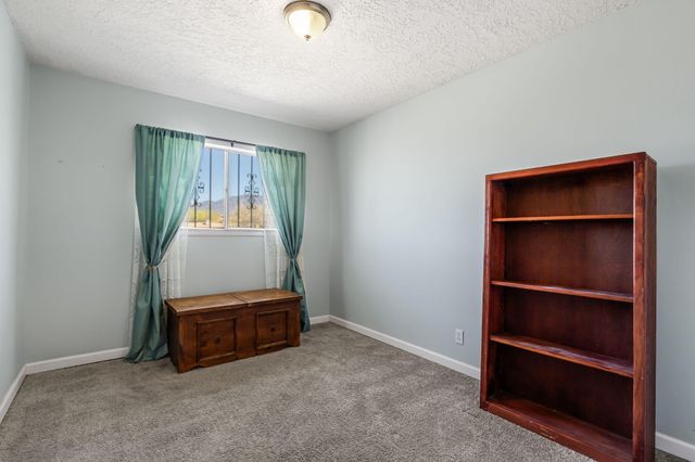 1121 Chelwood Park Boulevard NE APT 6, Albuquerque, NM 87112