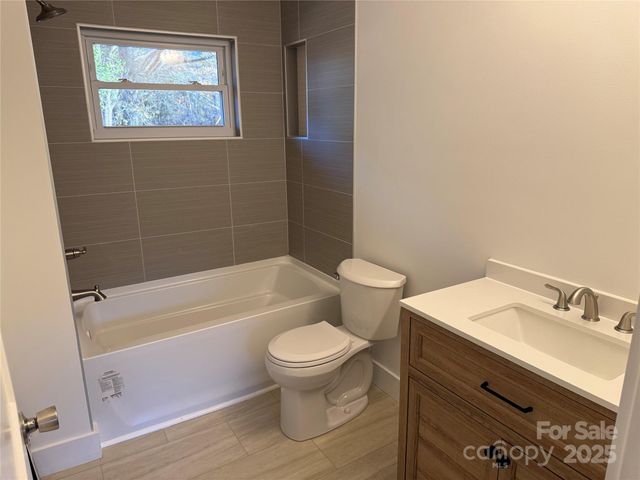 1208 Mariposa Road, Stanley, NC 28164