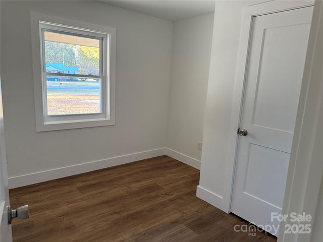 1208 Mariposa Road, Stanley, NC 28164