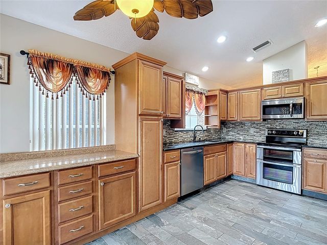 14127 WHITECAP AVENUE, Hudson, FL 34667