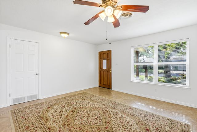 7409 Deaver, North Richland Hills, TX 76180