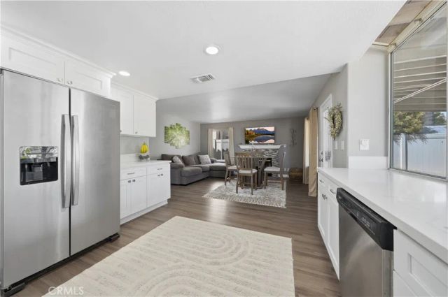 40000 Ravenwood, Murrieta, CA 92562