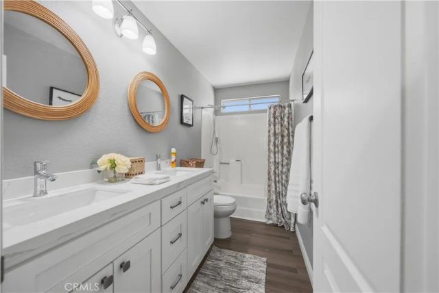 40000 Ravenwood, Murrieta, CA 92562