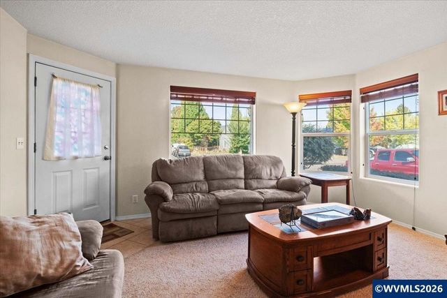 2201 Edgemont St SE, Albany, OR 97322