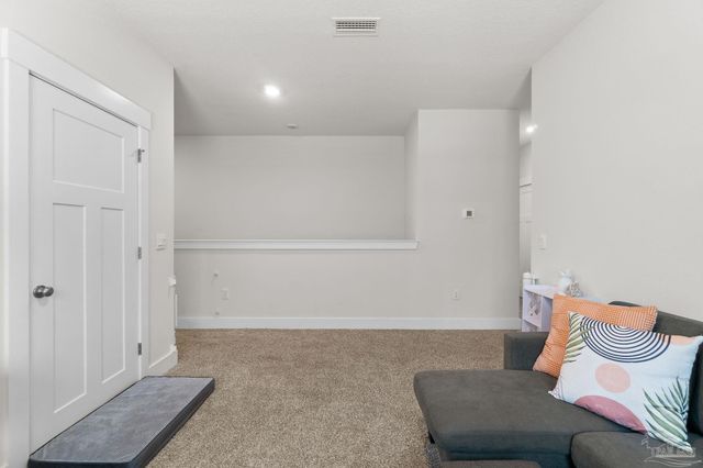 6060 Rutherford Loop, Pensacola, FL 32526