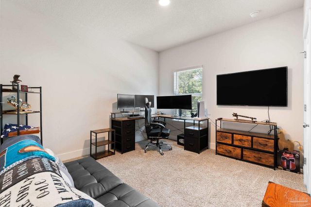 6060 Rutherford Loop, Pensacola, FL 32526