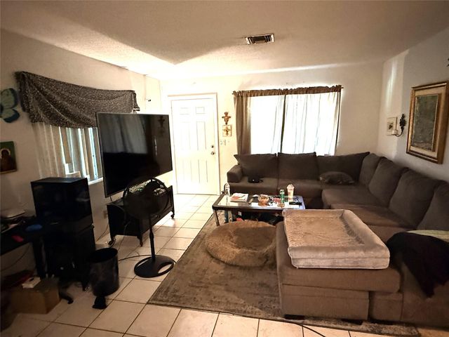 401 SE 1st Ave, Pompano Beach, FL 33060