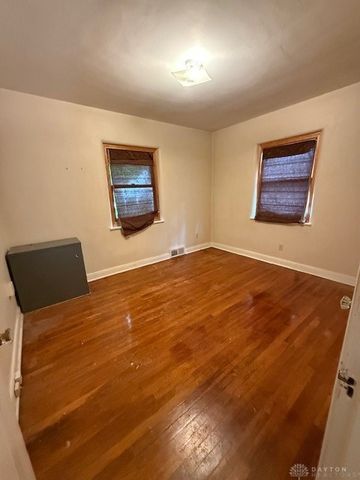 3229 Kenmore Avenue, Dayton, OH 45420