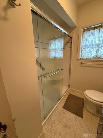 3229 Kenmore Avenue, Dayton, OH 45420