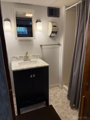 3229 Kenmore Avenue, Dayton, OH 45420