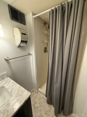 3229 Kenmore Avenue, Dayton, OH 45420