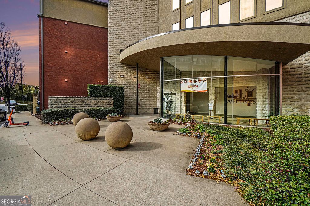 401 16th Street NW 1267, Atlanta, GA 30363