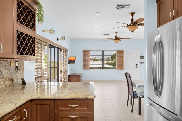 2663 E Yellowtail Ave, Marathon, FL 33050