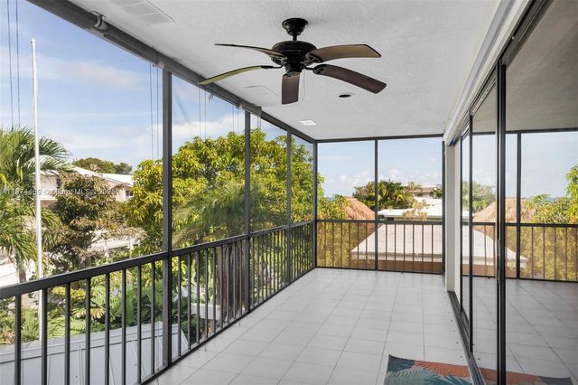 2663 E Yellowtail Ave, Marathon, FL 33050