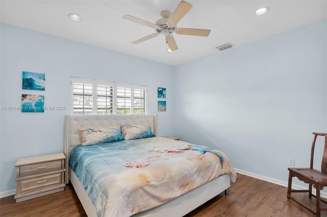 2663 E Yellowtail Ave, Marathon, FL 33050