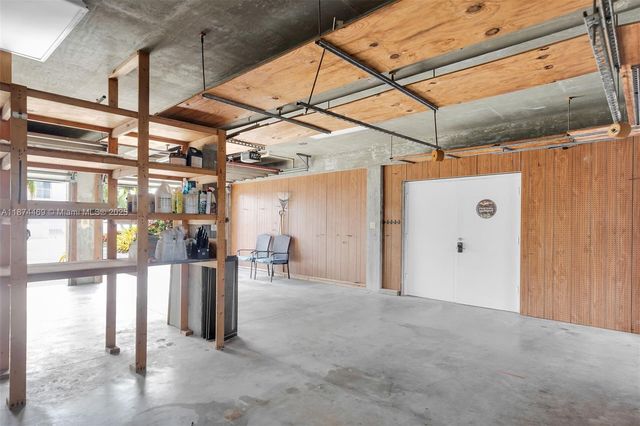 2663 E Yellowtail Ave, Marathon, FL 33050