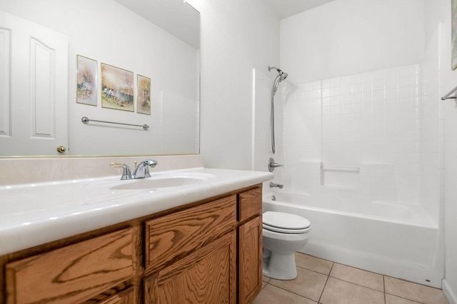 2303 S Conyer Court, Visalia, CA 93277