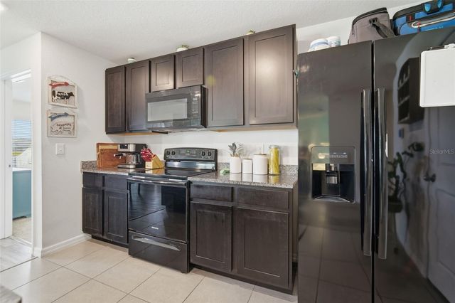 1103 COASTAL HAMMOCK AVENUE, Ruskin, FL 33570