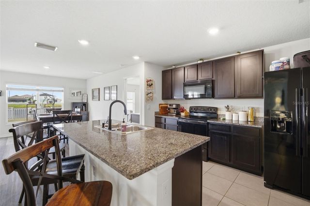 1103 COASTAL HAMMOCK AVENUE, Ruskin, FL 33570