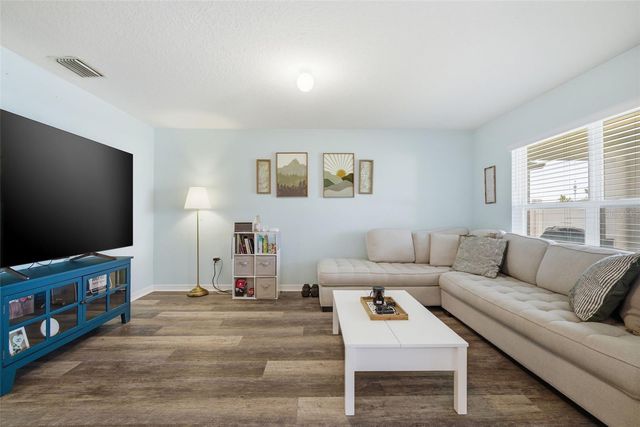 1103 COASTAL HAMMOCK AVENUE, Ruskin, FL 33570