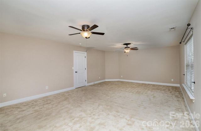 141 Aztec Circle, Mooresville, NC 28117