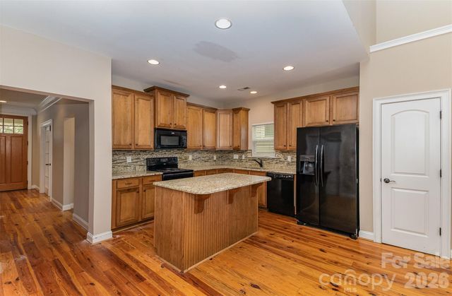 141 Aztec Circle, Mooresville, NC 28117