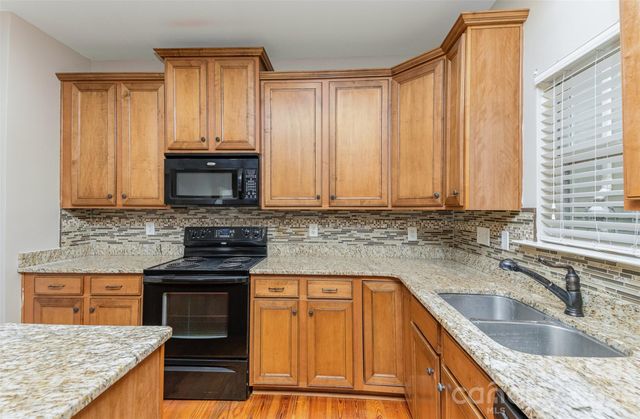 141 Aztec Circle, Mooresville, NC 28117