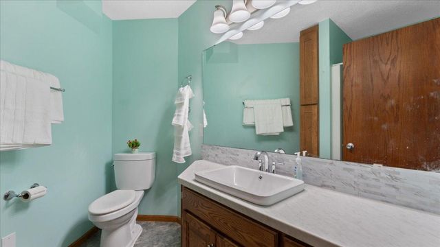 412 Sunwood Park Drive, Waite Park, MN 56387