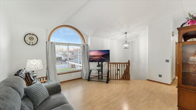 412 Sunwood Park Drive, Waite Park, MN 56387