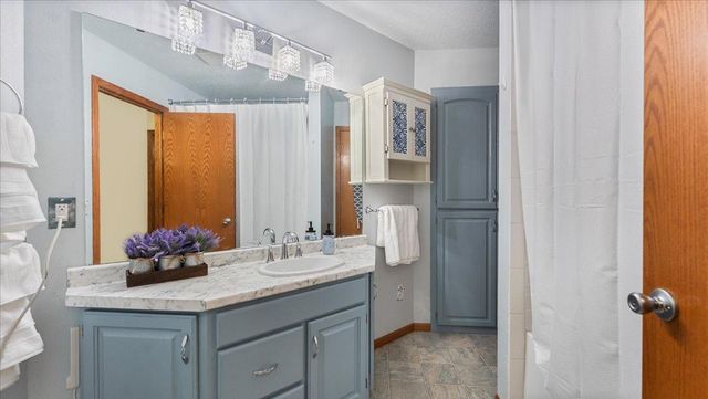 412 Sunwood Park Drive, Waite Park, MN 56387