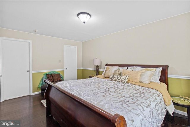 706-B TRESCOTT PL, Mount Laurel, NJ 08054