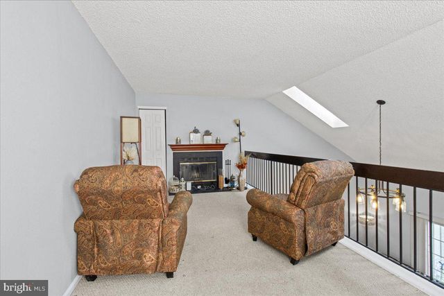 706-B TRESCOTT PL, Mount Laurel, NJ 08054
