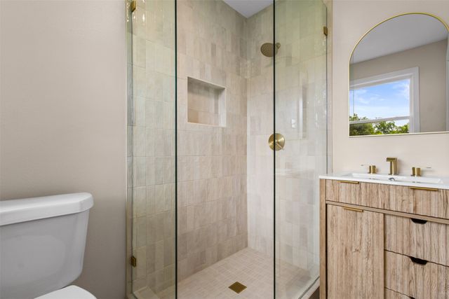 2807 Andrea Lane, Dallas, TX 75228