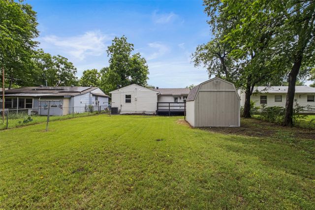 2807 Andrea Lane, Dallas, TX 75228