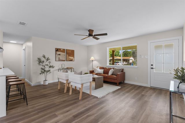 2807 Andrea Lane, Dallas, TX 75228