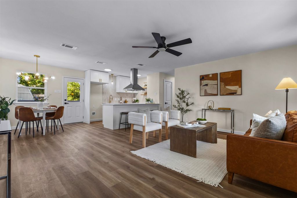 2807 Andrea Lane, Dallas, TX 75228