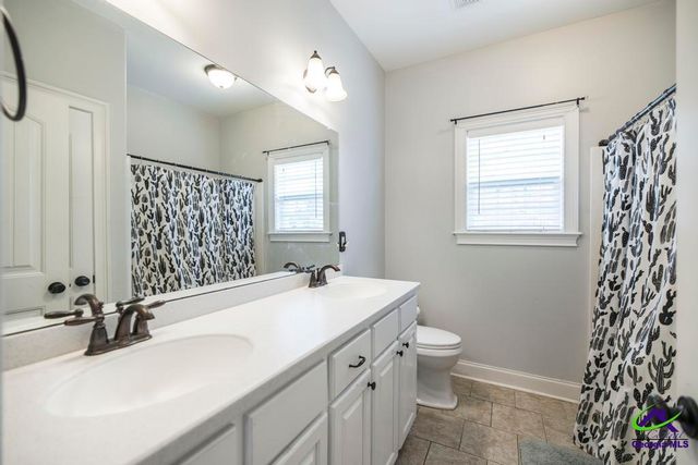 319 Chelsea Crossing, Bonaire, GA 31005