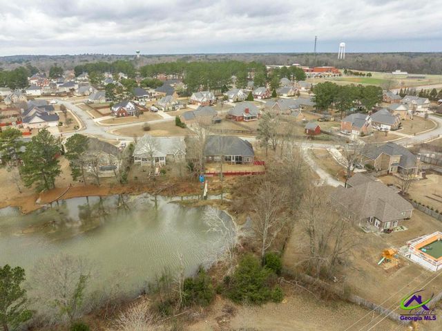 319 Chelsea Crossing, Bonaire, GA 31005