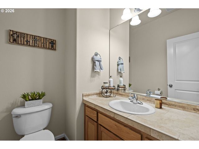 14331 THURMAN St, Oregon City, OR 97045