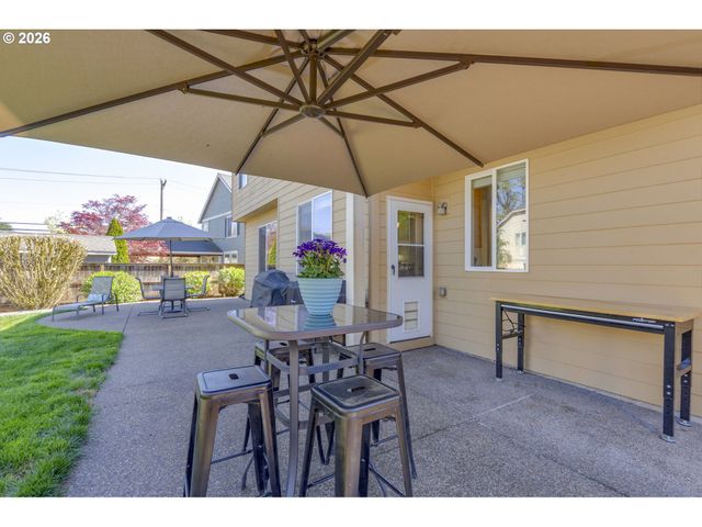 14331 THURMAN St, Oregon City, OR 97045