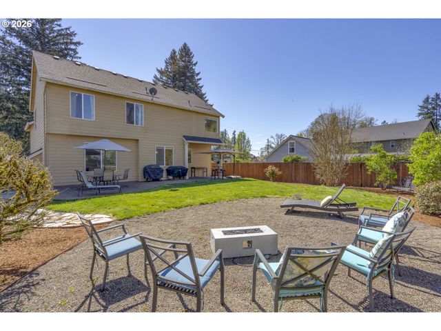 14331 THURMAN St, Oregon City, OR 97045