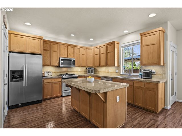 14331 THURMAN St, Oregon City, OR 97045