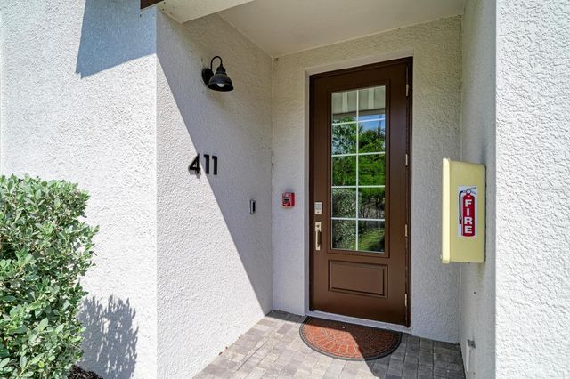 5687 N HONORE AVENUE 411, Sarasota, FL 34243