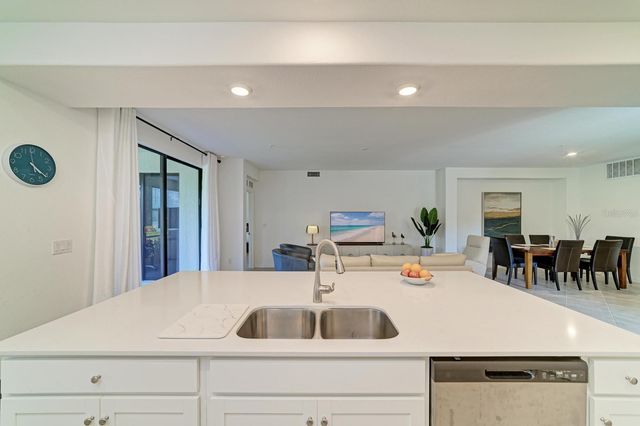 5687 N HONORE AVENUE 411, Sarasota, FL 34243