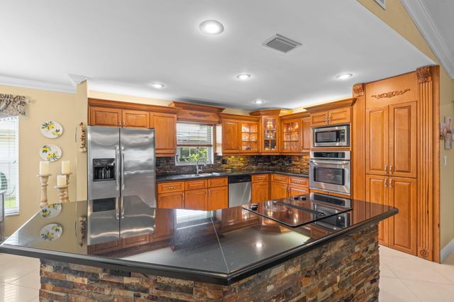 8663 NW 50TH Drive, Coral Springs, FL 33067